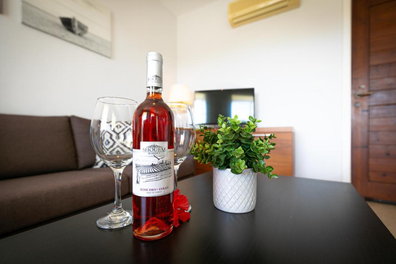 2 Bedroom Avdimou With Stunning Sea Views, Aphrodite Hills * Kouklia