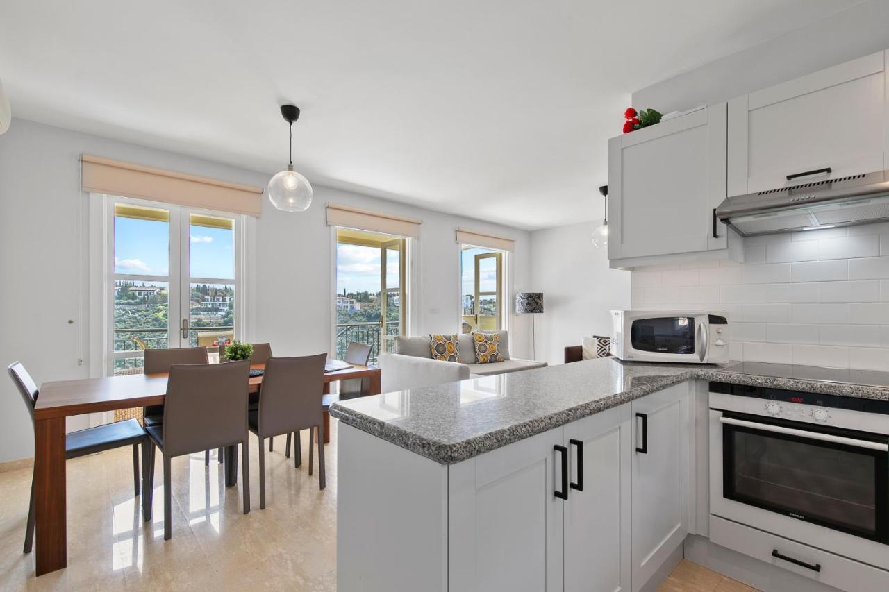 Appartement 2 Bedroom Avdimou With Stunning Sea Views, Aphrodite Hills *