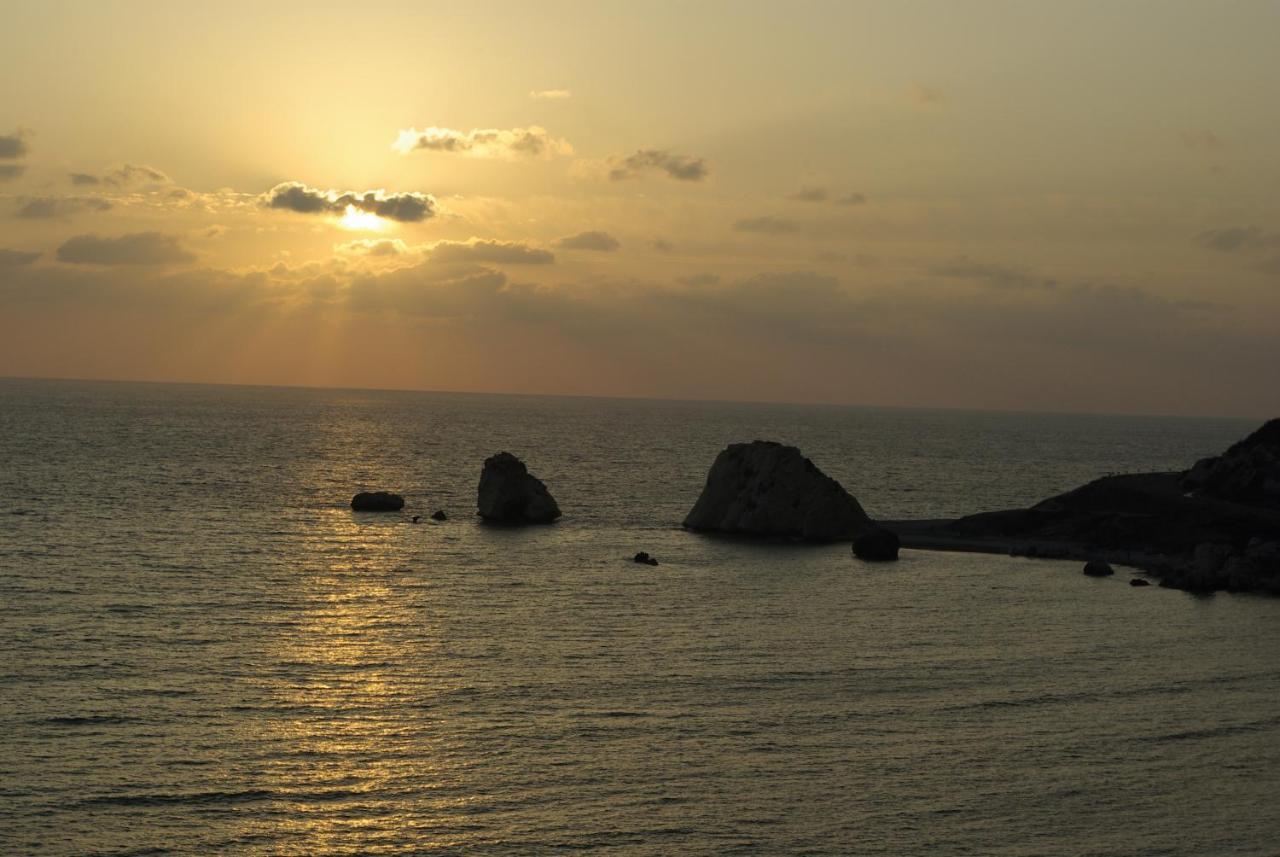 Appartement 2 Bedroom Avdimou With Stunning Sea Views, Aphrodite Hills Kouklia